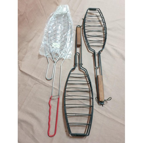 596 - Fish Grill Basket / Rack (3)