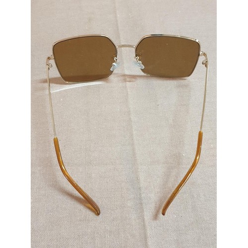 608 - 5 x Pair of Stylish Ladies Sunglasses; 