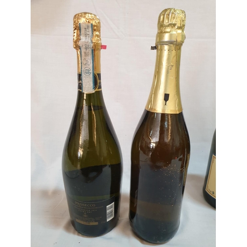 210 - 5 x Sparkling Wine from Italy, France etc