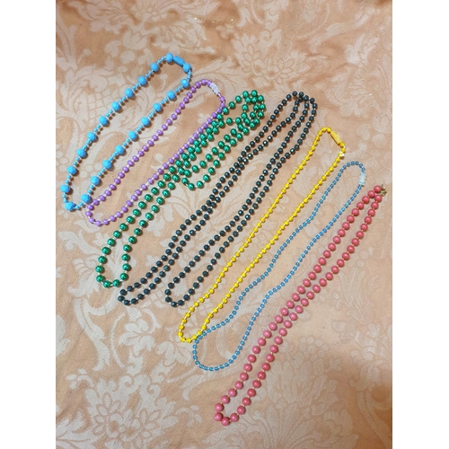 229 - 20 x pieces of Costum Jewelery inc; 6 x Necklaces, 5 x Bangles / Bracelets, 4 x Pair of Clip-on Earr... 