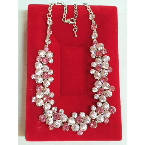 275 - Ladies Pink Vintage Necklace