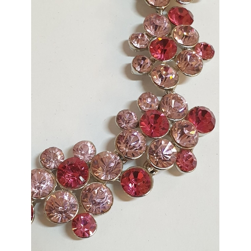 275 - Ladies Pink Vintage Necklace