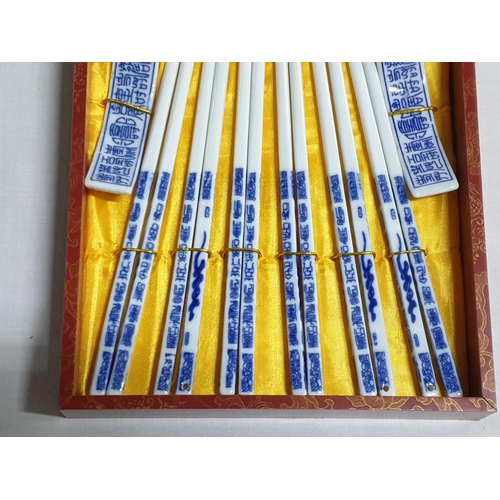 300 - Blue and White Porcelain Chopsticks with Rests in Display Box (6 x Pair and 6 x Rests)