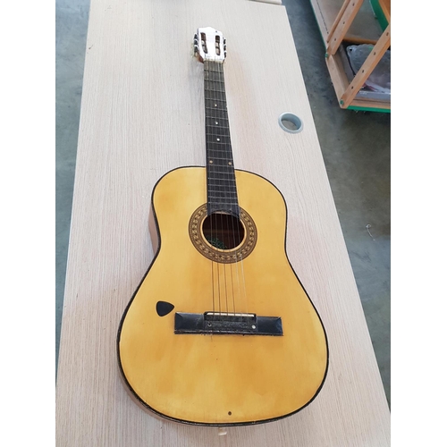 383 - Hsing Hai Acoustic Classic Guitar (A/F)