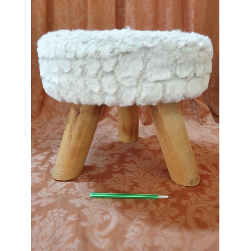 386 - Ikea Faux Fur and Wood Stool (H:28cm x Ø30cm), (A/F)