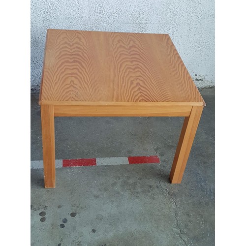 462 - Square Table (60 x 60 x 46cm)