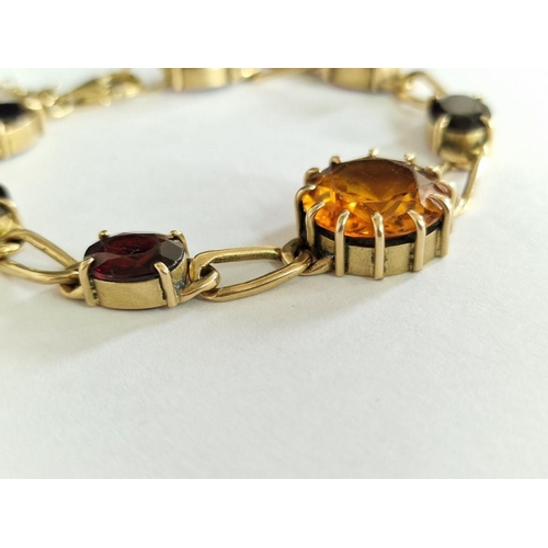 107 - Vintage 18ct Gold Bracelet Set with Large Round Amber(?) Stone and 6 x Oval Cut Red Stones, (Approx.... 