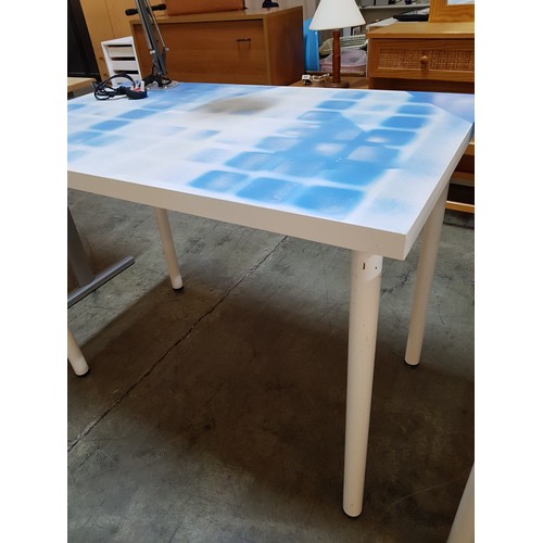 395 - Blue and White Painted Desk with Attachable Swivel Lamp (Black) 60 x 100 x 74cm)