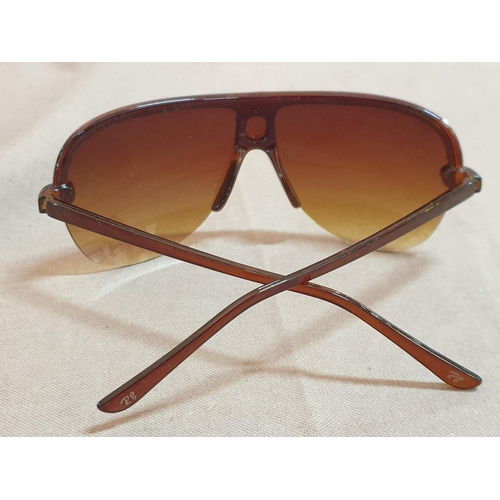 342 - 3 x Pair of Fashionable Unisex Sunglasses and 1 x Case (4)