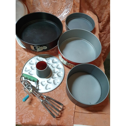 356 - Assorted Kitchen Items; Quantity of Baking Moulds, Snack Dishes, Retro Hand Mixer Cake Holder, Large... 