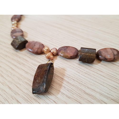 522 - Handmade Stylish Necklaces with Natural Stones (L:52cm & L:70cm), (2)