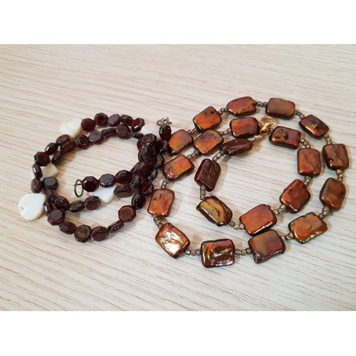 526 - Various Hand Made Necklaces in Different Colours, Sizes, Stones and Other Beads (L:60cm, L:52cm, L:4... 