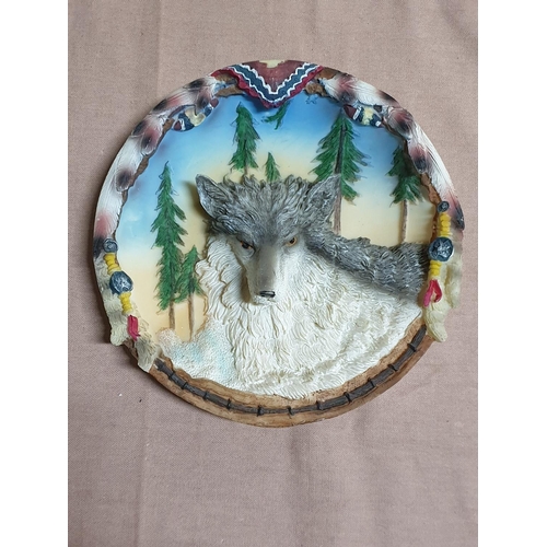 548 - Wolves and Dolphins Collection of 3D Decorative Plaques with Animal Scene (Round; Ø20cm, Ø16.5cm, Ø2... 