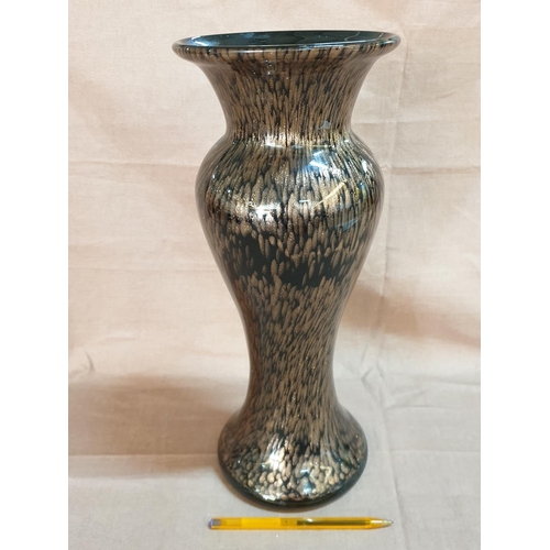 559 - Art Glass Murano Glass Style Large Vase 