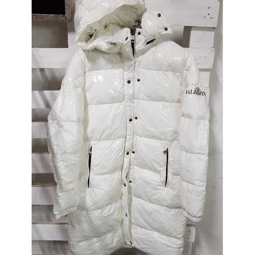 155 - Moncer / Valentino White John Down Jacket with Hood, Size S/M