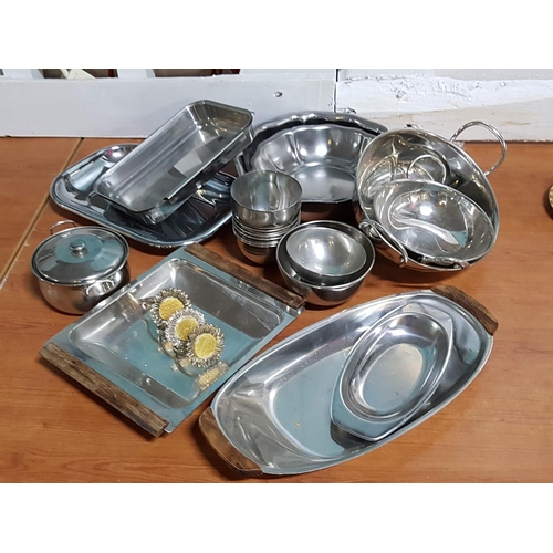 85 - Stainless Steel Tableware Large Assorted Collection of Various Trays, Bowl, Dishes etc