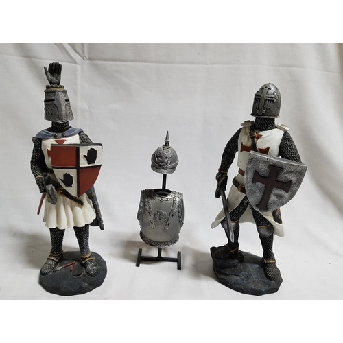 187 - Knight Templars (Red Cross) x 2 Decorative Sculpture Together with Mini Model Of Armor Stand - Helme... 