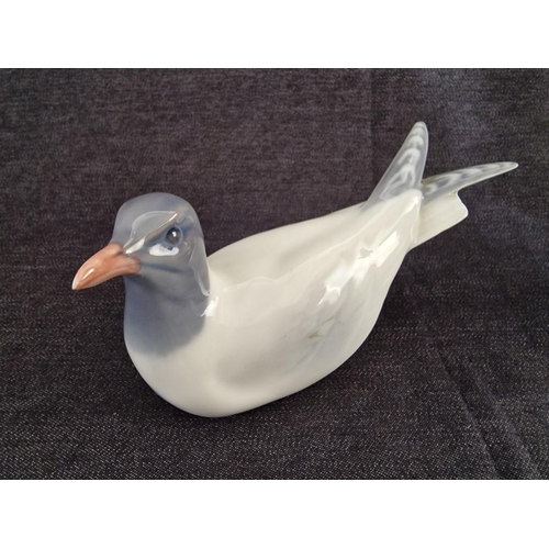 131 - Royal Copenhagen Bird / Gull Figurine (#1468), Together with 2 x Other Porcelain Bird Ornaments, (3)