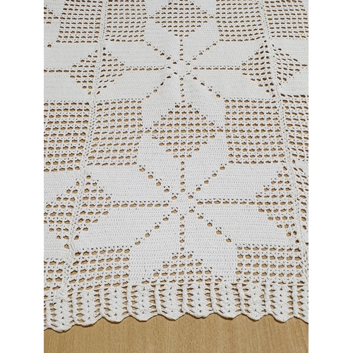 249 - 3 x Traditional Made Square Tablecloth (2 x 90 x 90cm and 1 x 86 x 120cm)