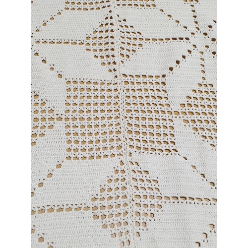 249 - 3 x Traditional Made Square Tablecloth (2 x 90 x 90cm and 1 x 86 x 120cm)