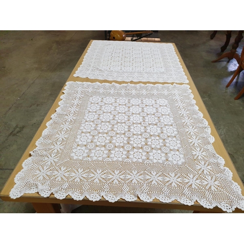 249 - 3 x Traditional Made Square Tablecloth (2 x 90 x 90cm and 1 x 86 x 120cm)