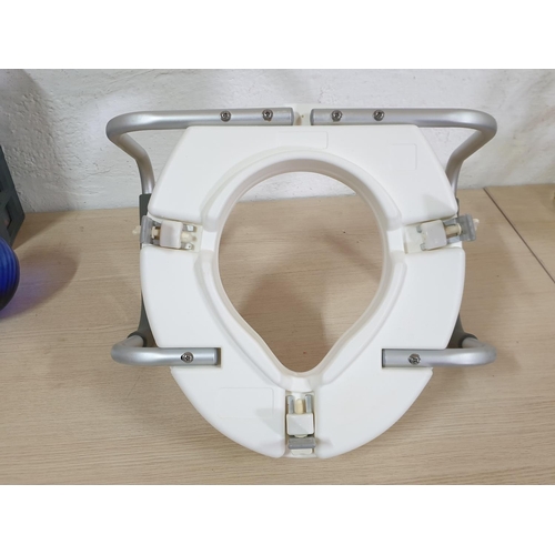 320 - Comfort Raised Toilet Seat (Padded Handles)