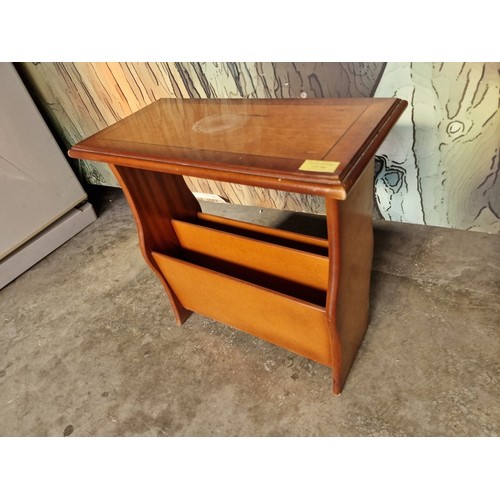 782 - Dark Wood Colour Side Table with 2-Part Magazine Rack Base, (Approx. 48 x 24 x 49cm)