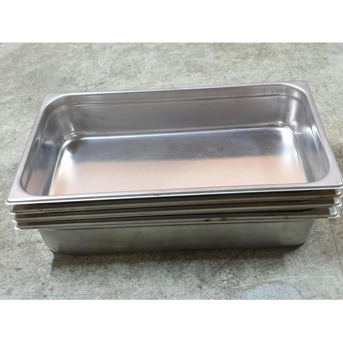 309 - Set of 4 x Stainless Steel Canteens / Tray / Food Storage (32.5cm x 53 x 11cm)