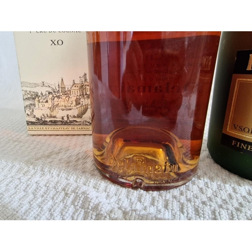 88 - Delamain X.O. Pale & Dry Cognac Grande Champagne, (40%, 700ml) in Box, Together with Remy Martin VSO... 