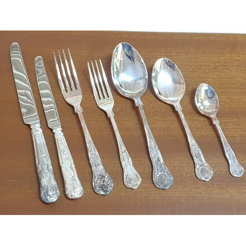 89 - Viners Vintage Style Cutlery Set (Full Set of 6 x Persons Silver Plated, Sheffield England) in Woode... 