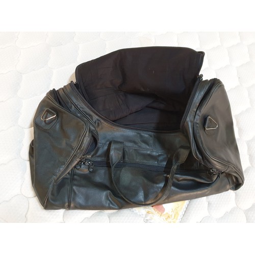 386 - Large Black Leather Travel Bag