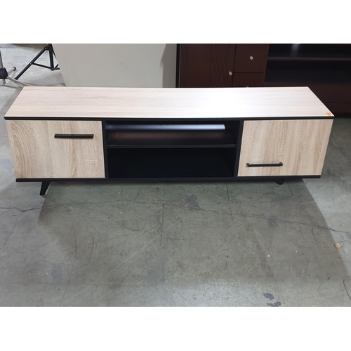 314 - Modern TV Stand Unit / Small Sideboard (39 x 47 x 152cm)