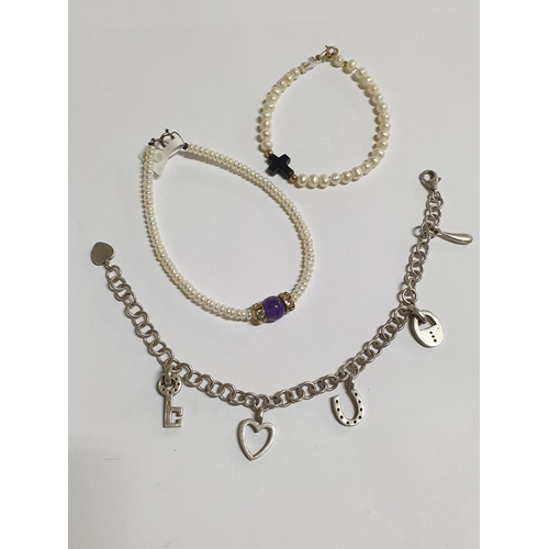 387 - Various Bracelet; 2 x Pearls and Natural Stones with Silver Clasps and Silver Bracelet with Charms, ... 