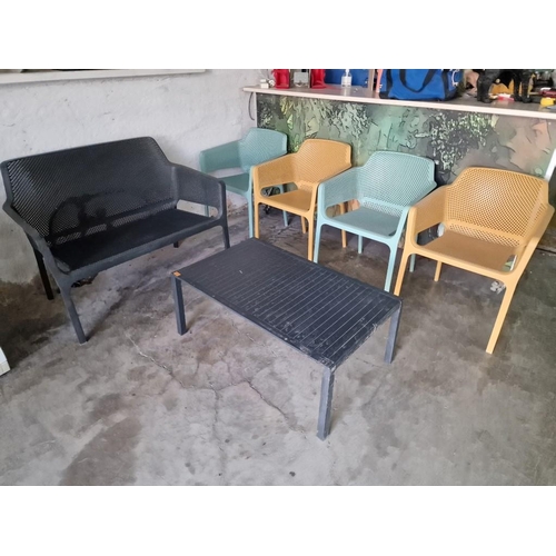 123 - Modern Garden / Patio Set; 2 -  Seater Sofa, 4 x Armchairs and Coffee Table