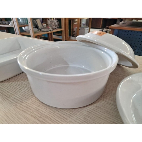 229 - White Ceramic Dishes; Round with Lid (Ø20 x H:8.5cm) Round (Ø22.5cm) and Square (25 x 25 x 6cm)