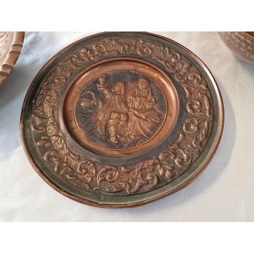 278 - Copper and Brass Various Retro Souvenirs; 3 x Brass Animals (H:8 - 20cm) Plate (Ø28cm) 2 x Bowls (Ø2... 