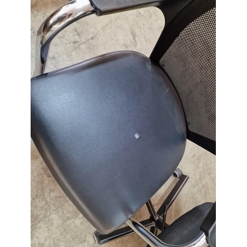 364 - Black Colour Office Chair with Arms