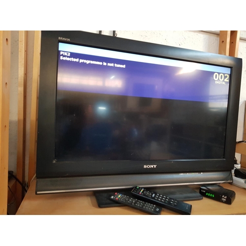 371 - Sony Model KDL-32L4000 LCD Digital Colour TV with R/C and DV3T3 Chanel Receiver *Basic Test and Work... 