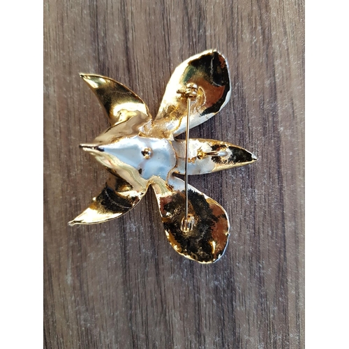 407 - Gold Plated / Enamel Retro Brooches (2pcs)