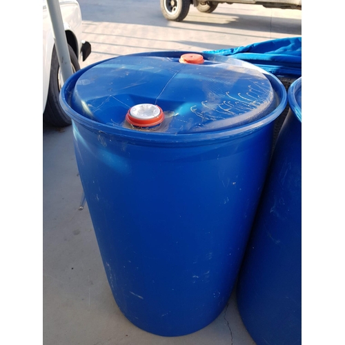 355 - 4 x Approx. 120L each Open Top Plastic Blue Drums / Barrels with Lid (Ø52cm x H:100cm each)