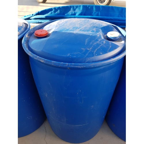 355 - 4 x Approx. 120L each Open Top Plastic Blue Drums / Barrels with Lid (Ø52cm x H:100cm each)