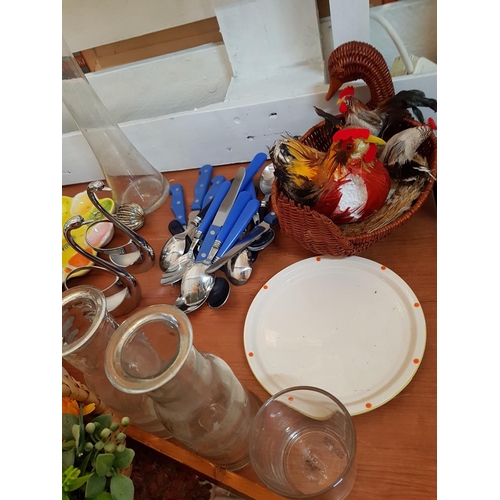 488 - Large Collection of Assorted Home Items; Decor, Kitchen Items, Vases etc