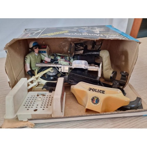 529 - 2 x Vintage Harley Police Motorcycle Toys / Models in Original Box, (Model No. 801-BSM), '3-Siren So... 