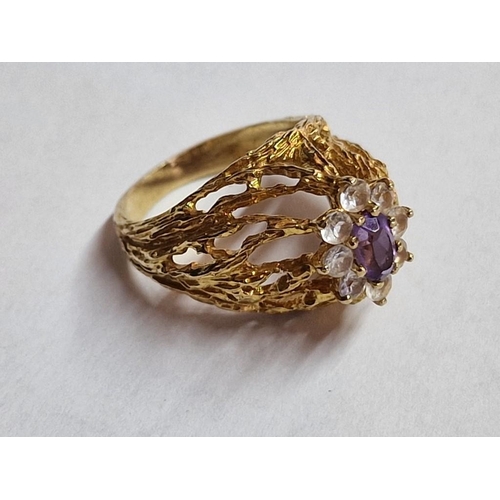 533 - Decorative 9ct Gold Ring with Raised Oval Cut Amethyst(?) Surrounded by 8 x Clear Stones, (Total Wei... 