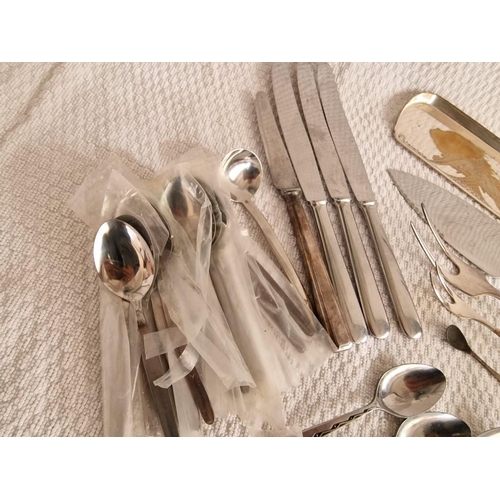 709 - Collection of Assorted Tableware / Cutlery, Incl. Vintage Crumb Tray, Fish Knives, Tea Spoons, Servi... 