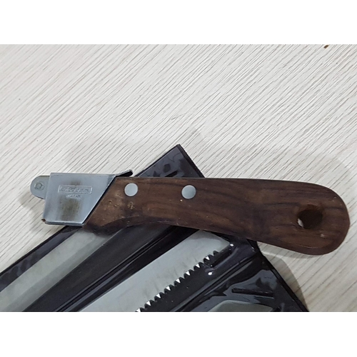 162 - Kershaw Knife; Kai Blade Trader Japanese 6 - Blade Knife Set in Case