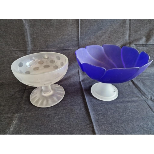 473 - 2 x Decorative Glass Items; 'iM' (Portugal) Handmade Blue Pedestal Bowl and Frosted Glass with Clear... 