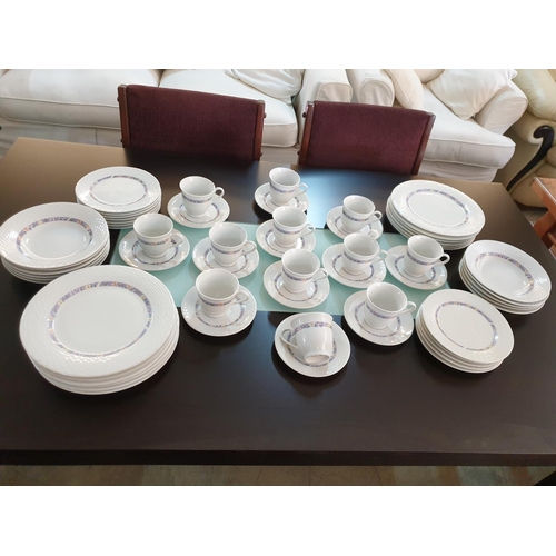 518 - Lyns Fine China Opal Pattern Dinner Service