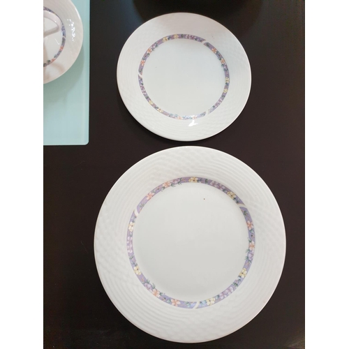 518 - Lyns Fine China Opal Pattern Dinner Service