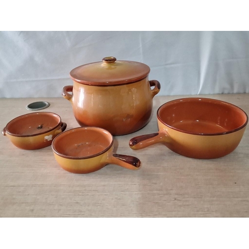 154 - Country Style Terracotta Cooking Pots in Different Size and Style